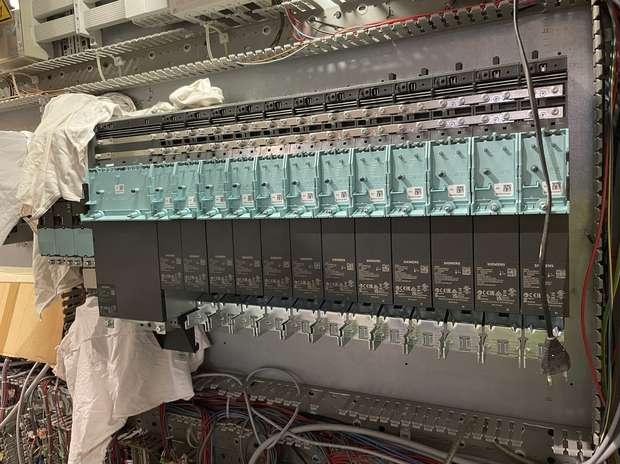 Tertiaire / industrie — démarreurs moteur Siemens